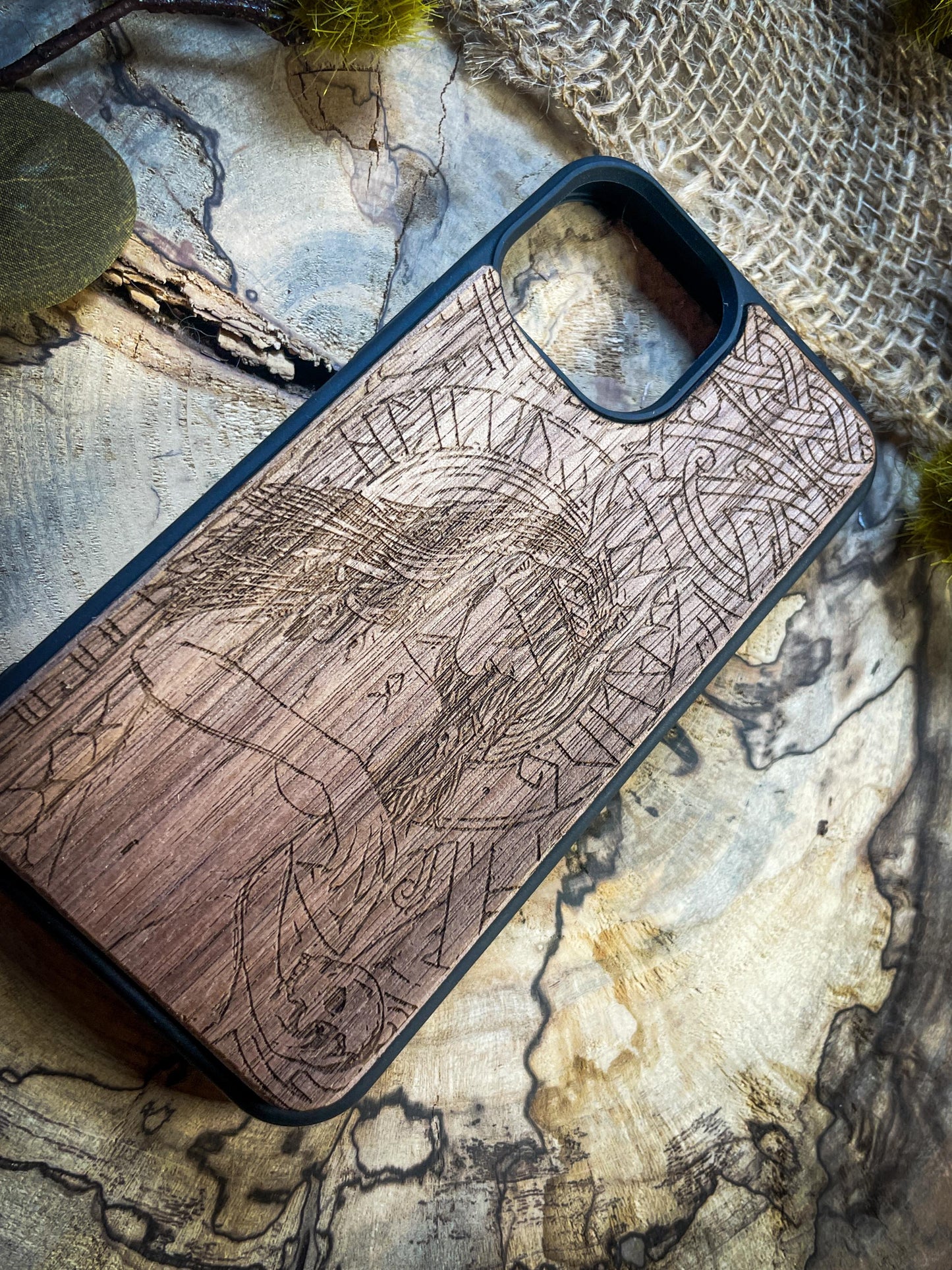 Viking Godess Compass Tree of life Runes Symbol Medieval