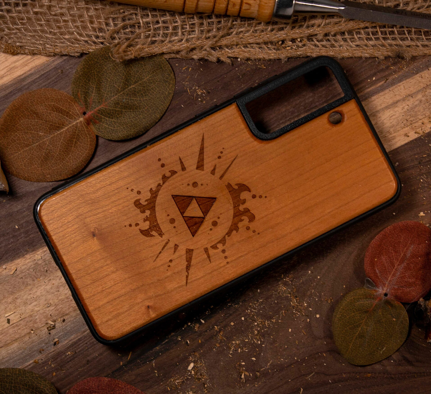 triforce zelda phone wood case
